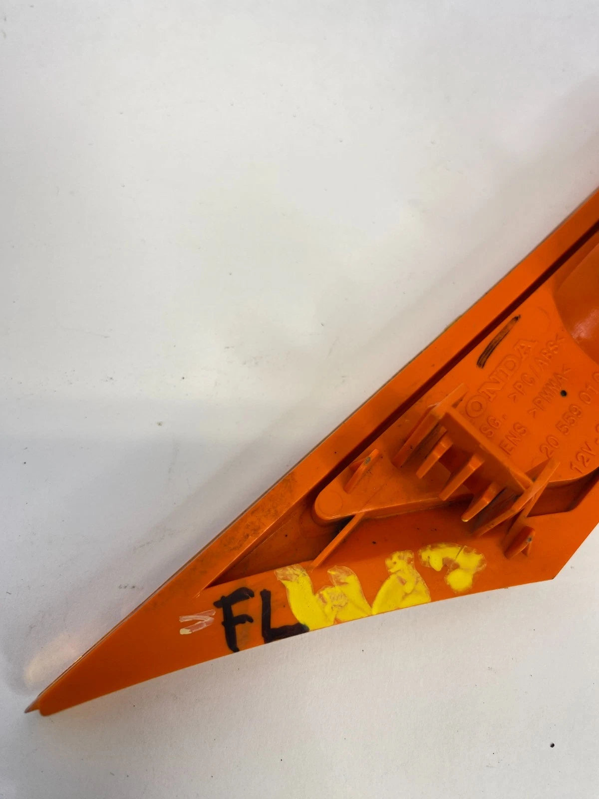 2016-2021 HONDA CIVIC FRONT LEFT DRIVER SIDE MARKER LIGHT AMBER OEM 20559010
