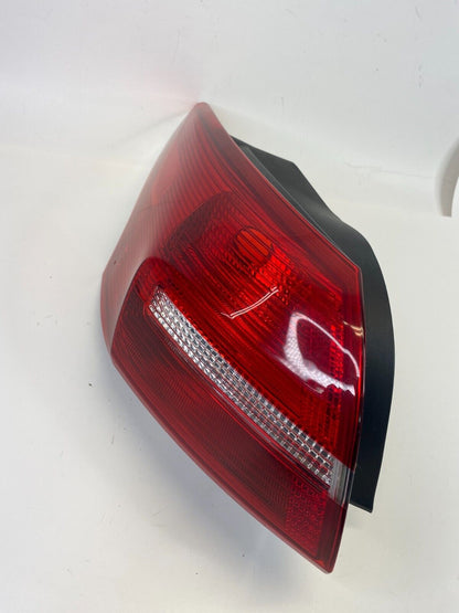 2015-2018 Ford Focus SEL Sedan 4-DR 2.0L Left Tail Light Taillight F1EB-13405