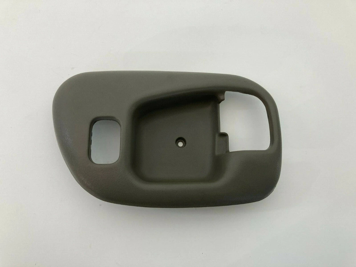 1998-2001 CHEVROLET LUMINA SEDAN REAR LEFT INNER DOOR HANDLE COVER BEZEL RR LH