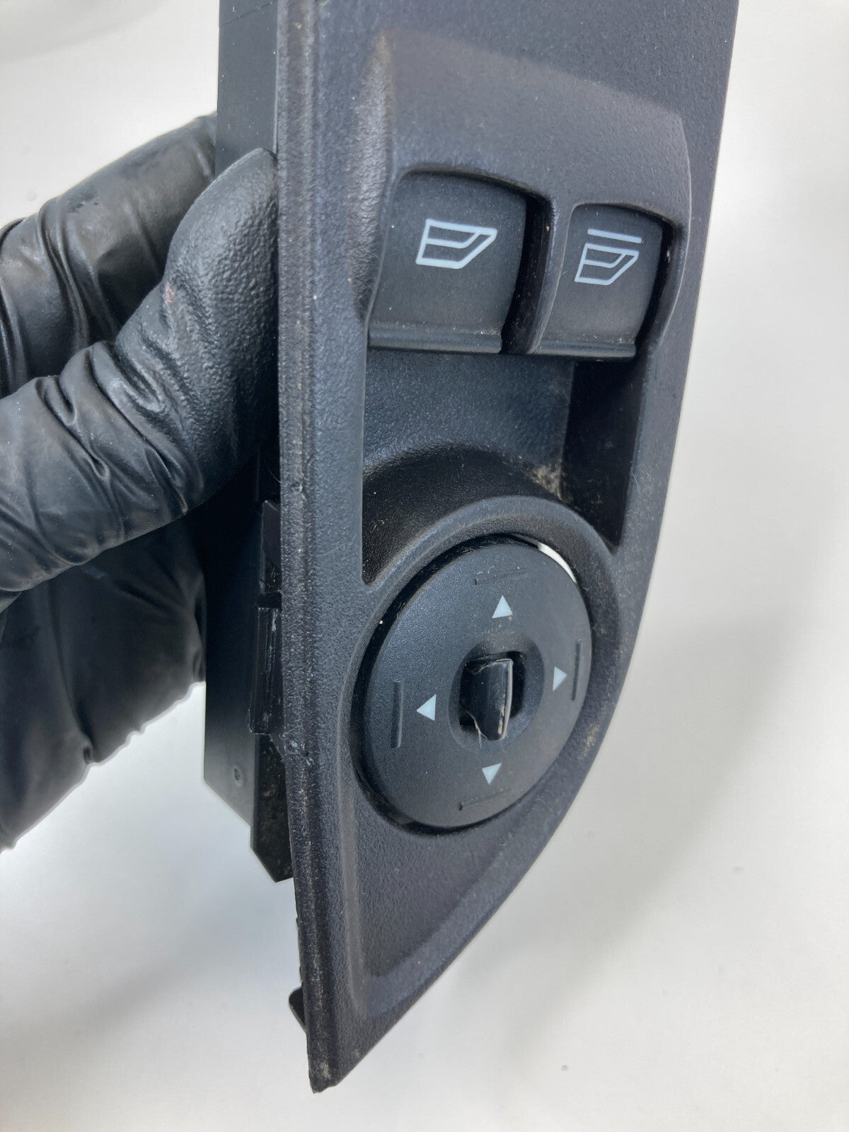 2012-2018 Ford Focus Front Left Driver Master Power Window Switch 1085501X OEM