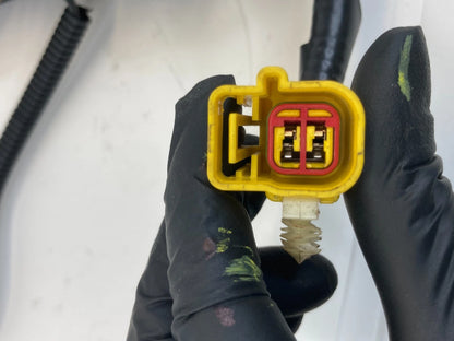 2004 2005 FORD EXPEDITION REAR RIGHT PASSENGER SIDE SEAT BELT BUCKLE END OEM