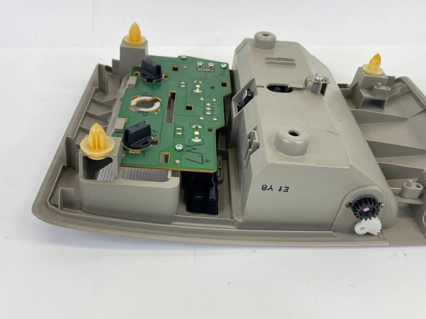 2004-2009 TOYOTA PRIUS ROOF OVERHEAD CONSOLE DOME MAP LIGHT LAMP 1D111-022G OEM