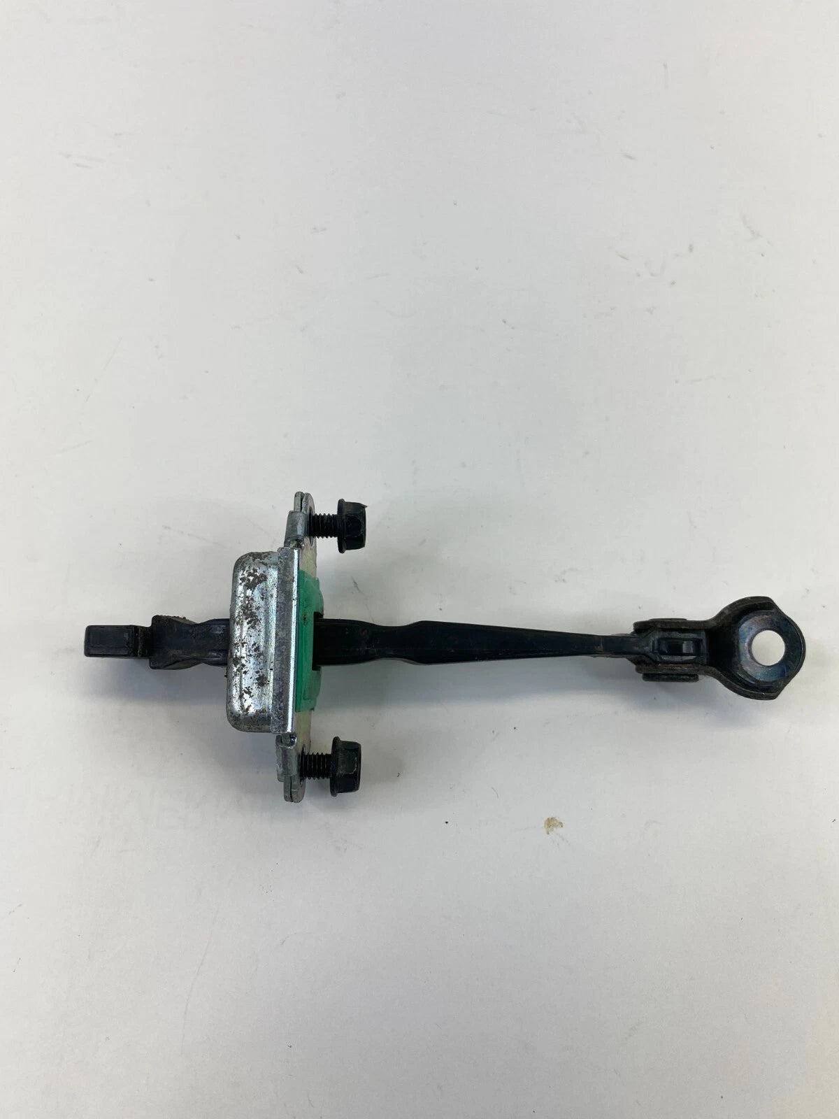 2010 11 12 2013 KIA FORTE REAR RIGHT SIDE BACK DOOR CHECK STOP STOPPER DETENT
