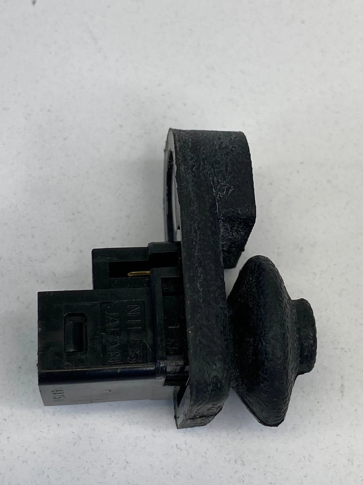 2002-2012 NISSAN ALTIMA REAR RIGHT SIDE DOOR LIGHT SWITCH JAMB SENSOR OEM