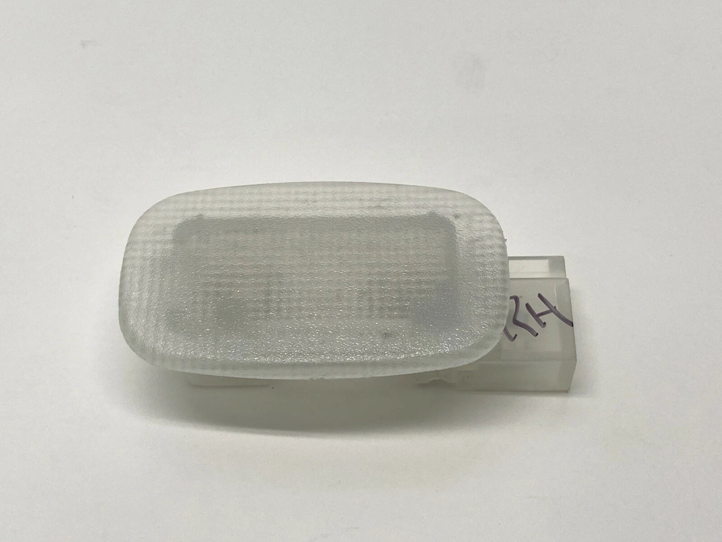 01-05 MERCEDES-BENZ C320 RIGHT INTERIOR COURTESY LIGHT MAP LAMP 208820050 OEM