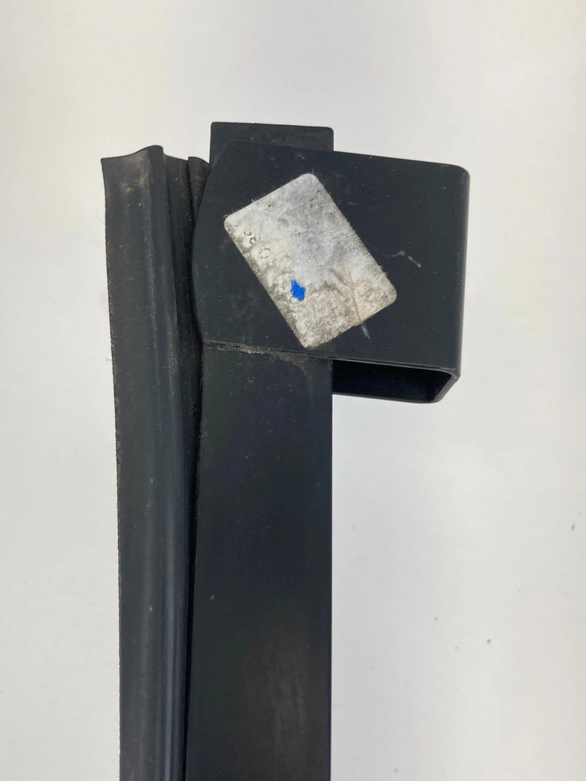 2009-2017 VOLKSWAGEN CC REAR RIGHT DOOR VENT QUARTER WINDOW GLASS 3C8-845-216