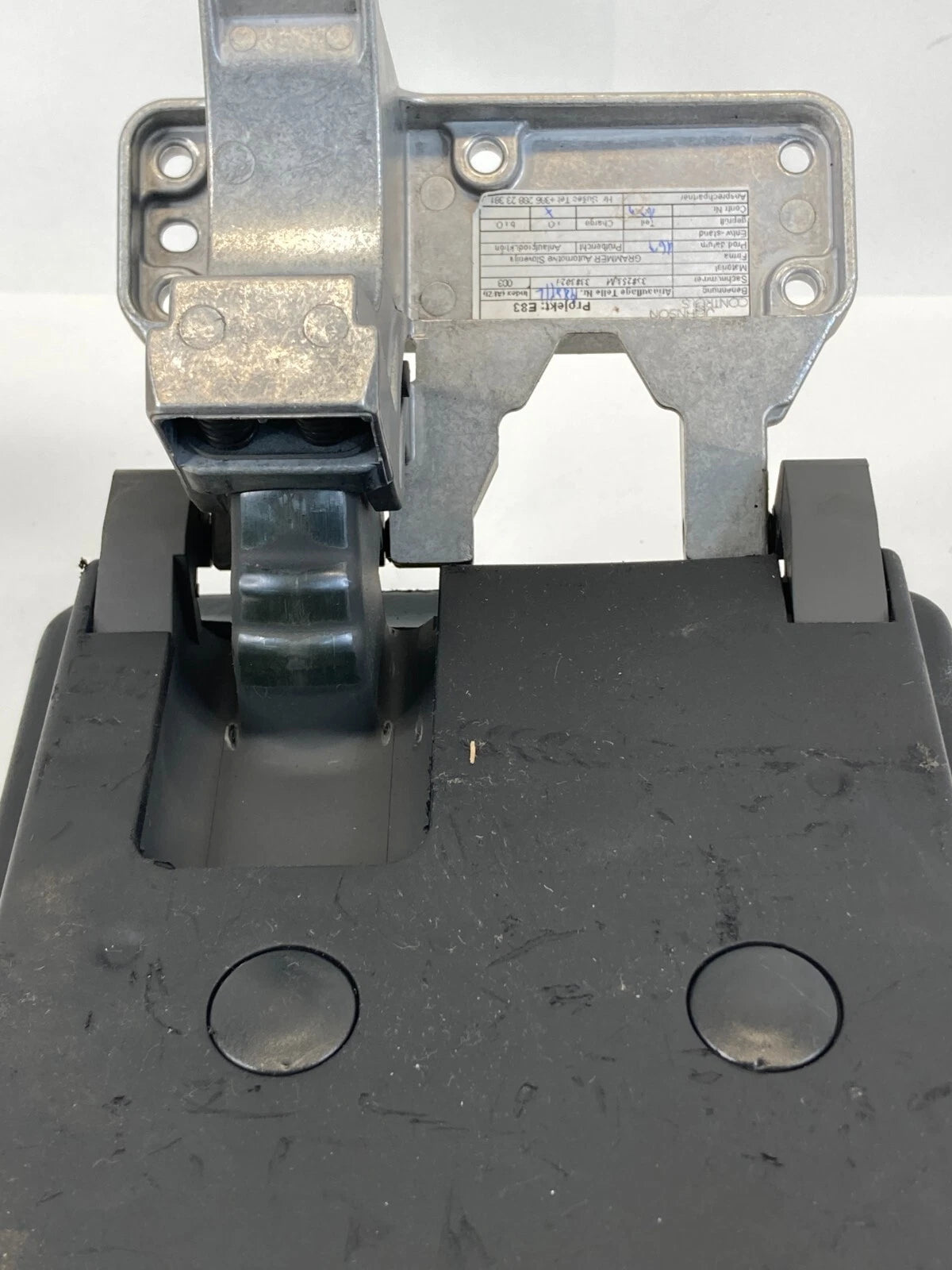 2004 05 2006 BMW X3 CENTER CONSOLE ARMREST ARM REST LID COVER TOP 341262203 OEM