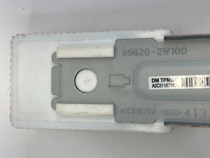 2013-2018 HYUNDAI SANTA FE TPMS TIRE PRESSURE MONITOR MODULE OEM 95800-4Z00