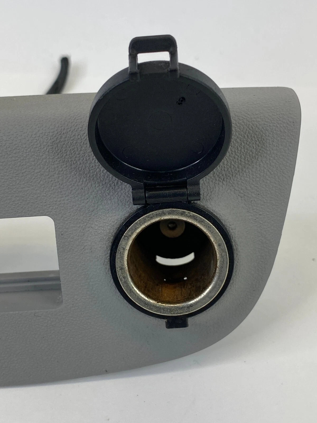 2006 07 08 09 10 2011 HYUNDAI ACCENT DASH STORAGE LIGHTER POWER OUTLET BEZEL OEM