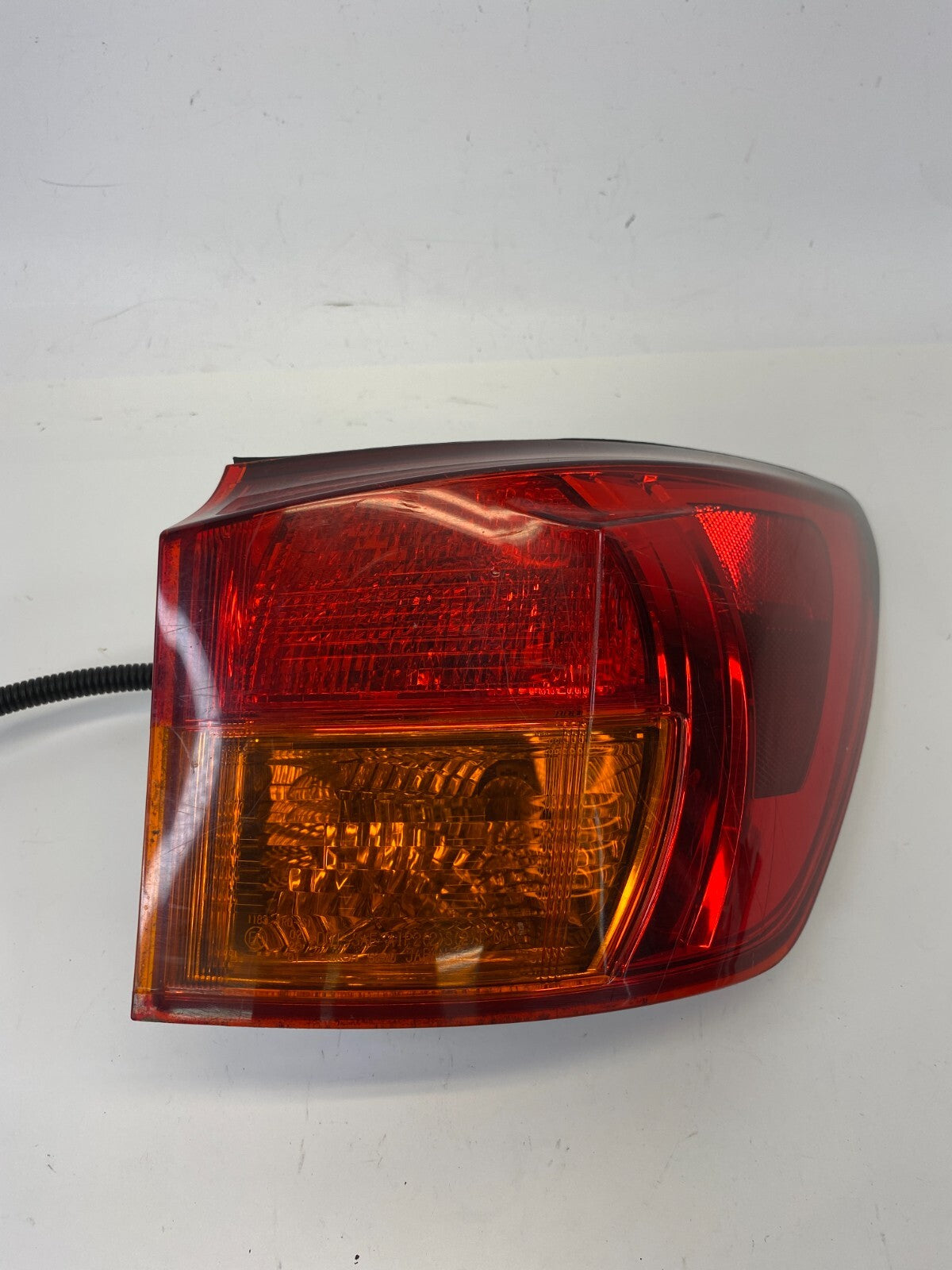 2006 06 Lexus IS250 Sedan Right Side Outer Taillight Tail Light Tail Lamp OEM