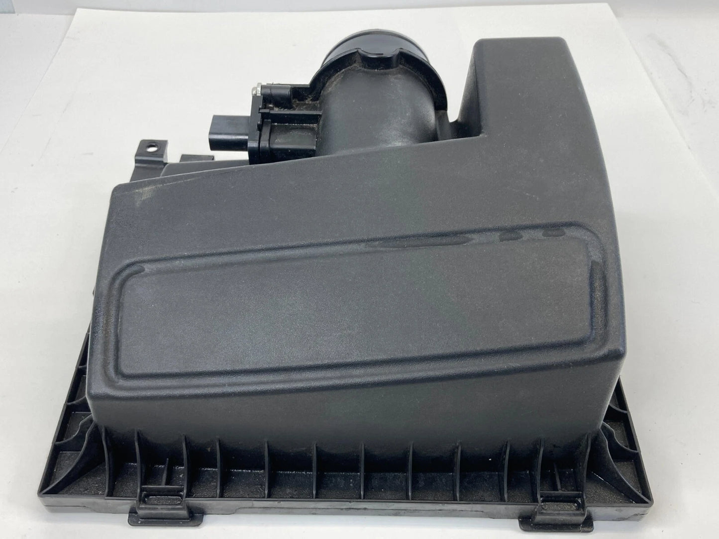 2013-2020 FORD FUSION 2.5L FWD UPPER AIR INTAKE CLEANER BOX COVER OEM DS739643AB