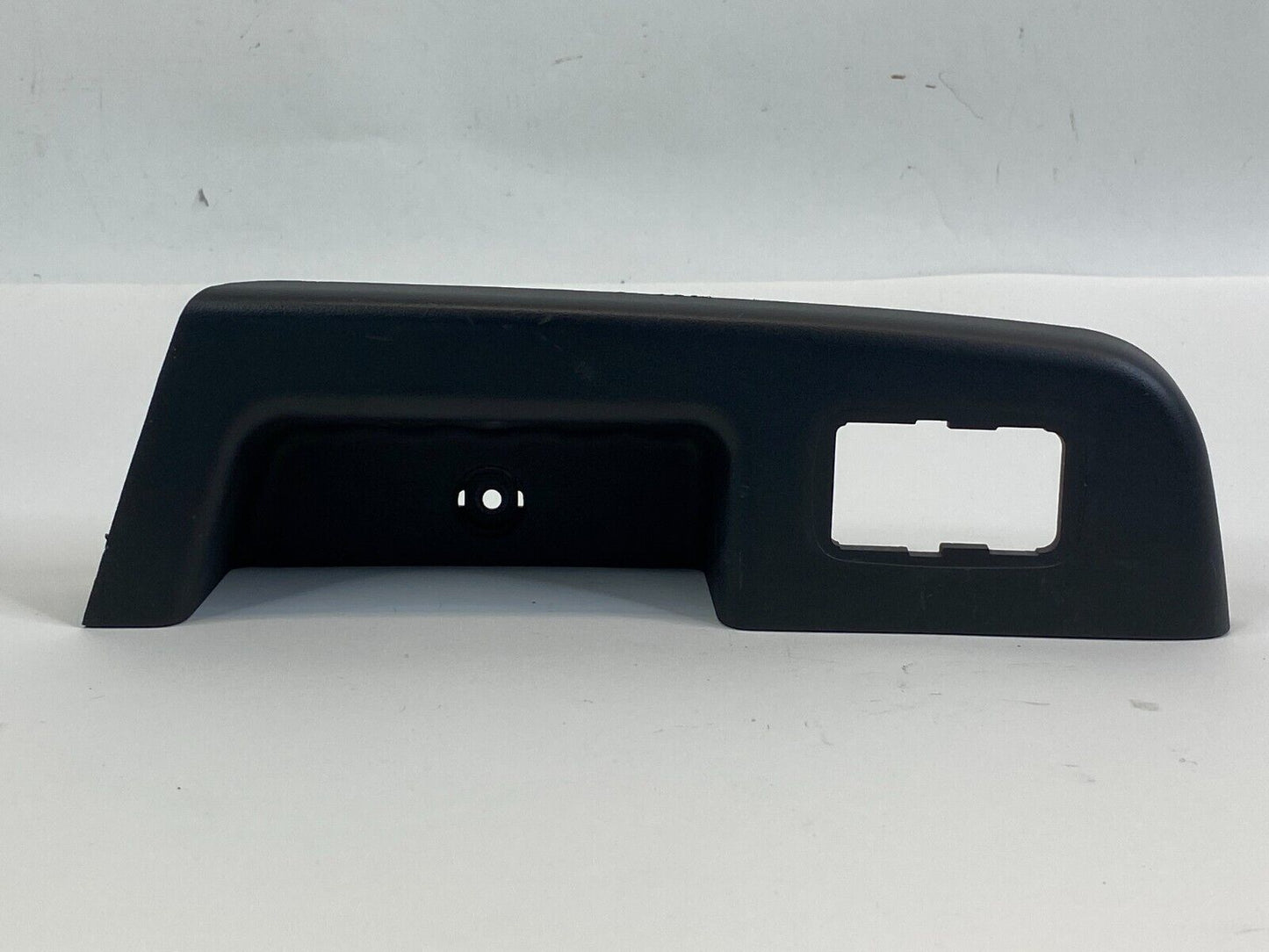 2007-2011 Dodge Nitro Rear Right Passenger Door Window Switch Bezel Trim Only