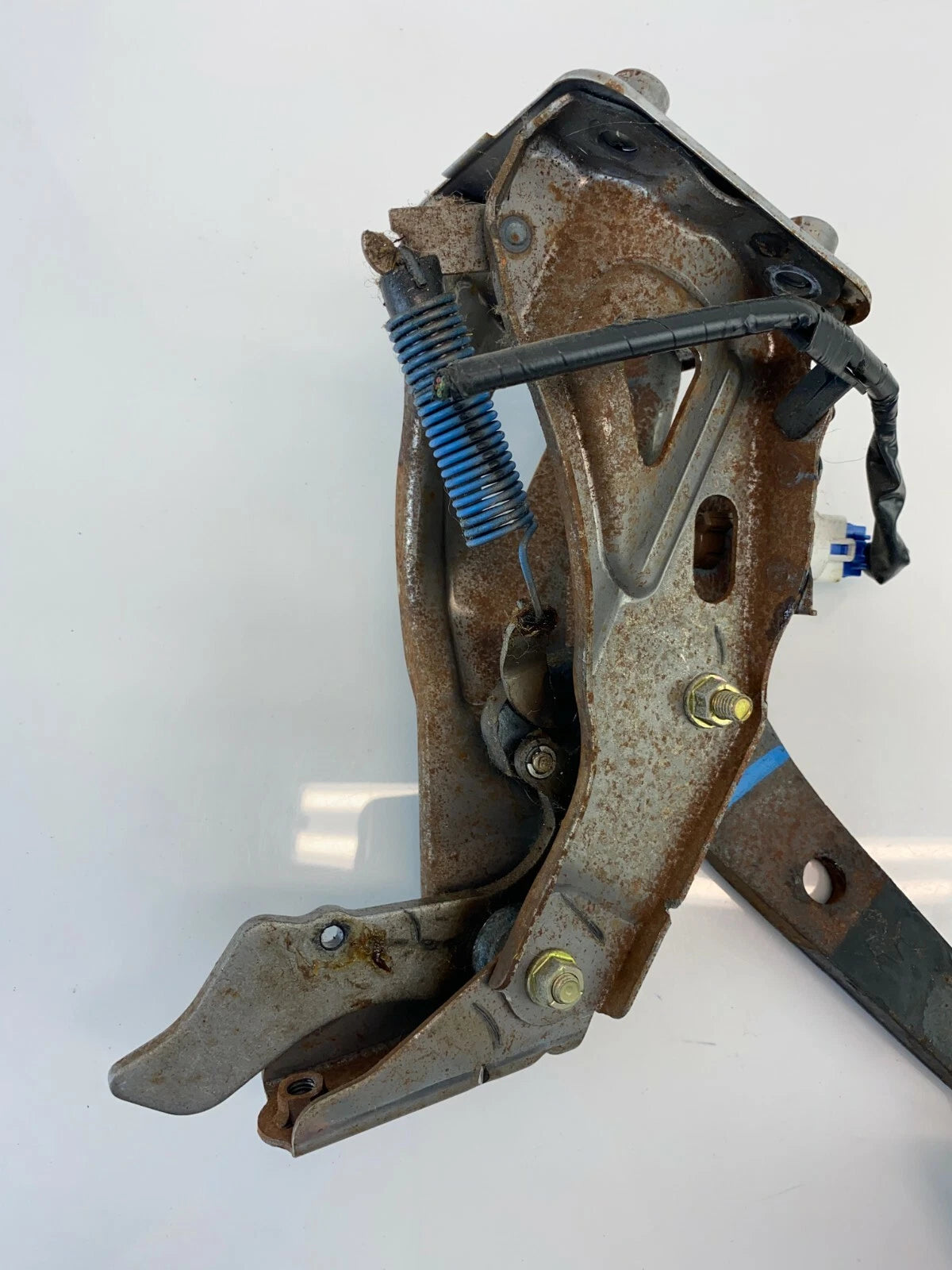 2003-2009 TOYOTA 4RUNNER PARKING EMERGENCY BRAKE PEDAL ASSEMBLY LEVER MOUNT OEM