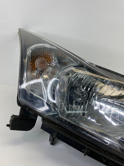 2011-2015 Chevrolet Chevy Cruze Front Right Headlight Headlamp Assembly OEM