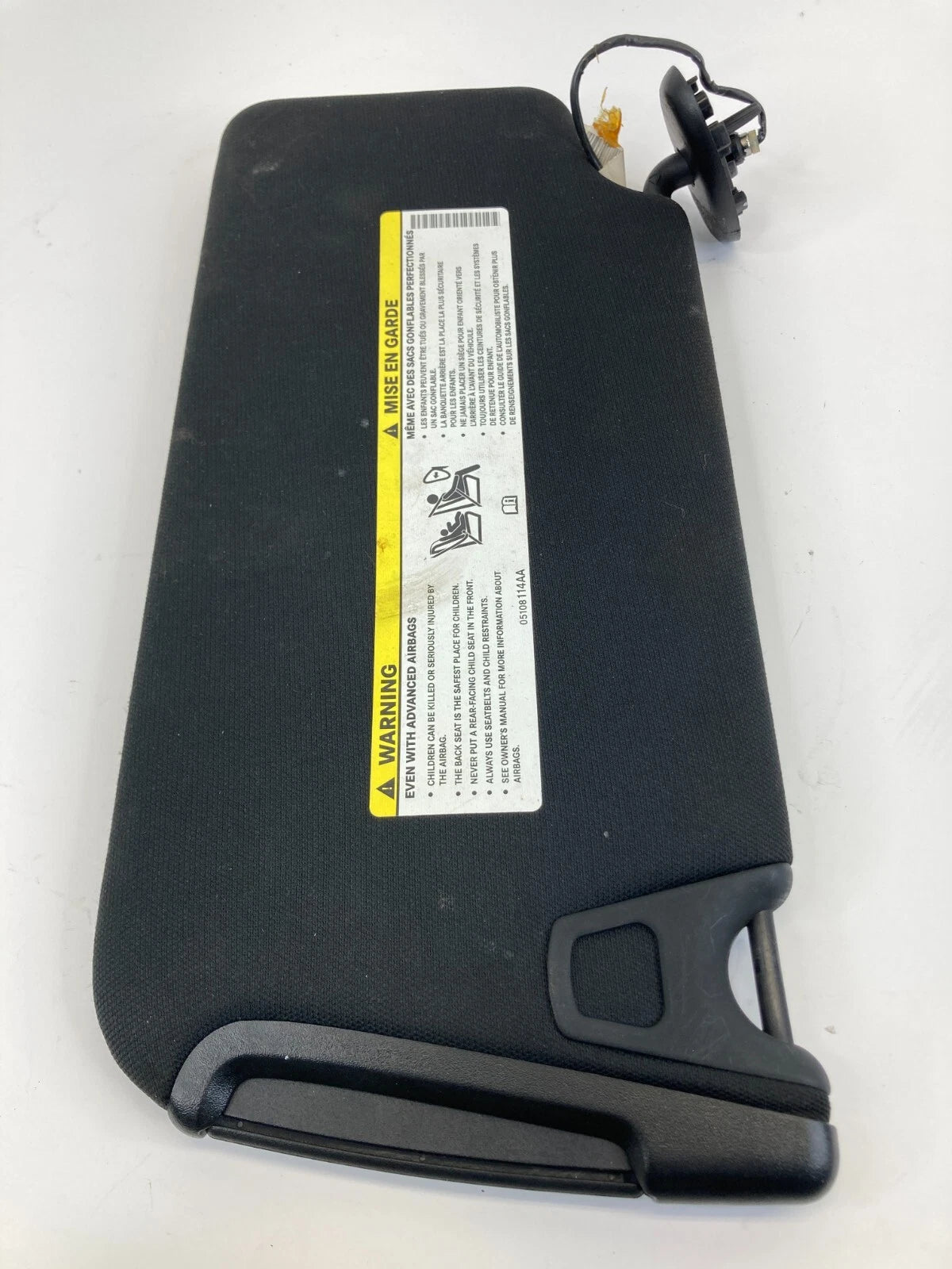 2011-2013 DODGE CHARGER RIGHT PASSENGER SIDE SUNVISOR SUN VISOR W ILLUMINATION