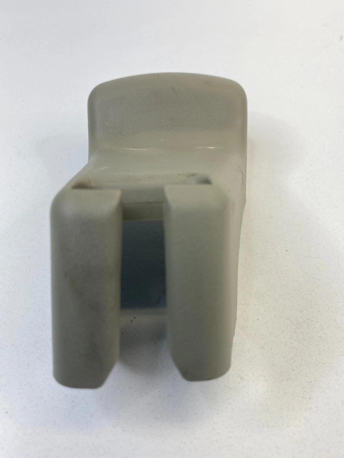 2001-2003 INTINITI QX4 LEFT DRIVER SIDE SEAT TRACK END COVER TRIM CAP OEM