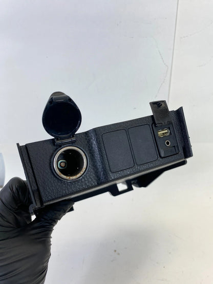 2014-2019 TOYOTA COROLLA DASH PANEL POWER OUTLET USB JACK SOCKET 86190-0R010 OEM