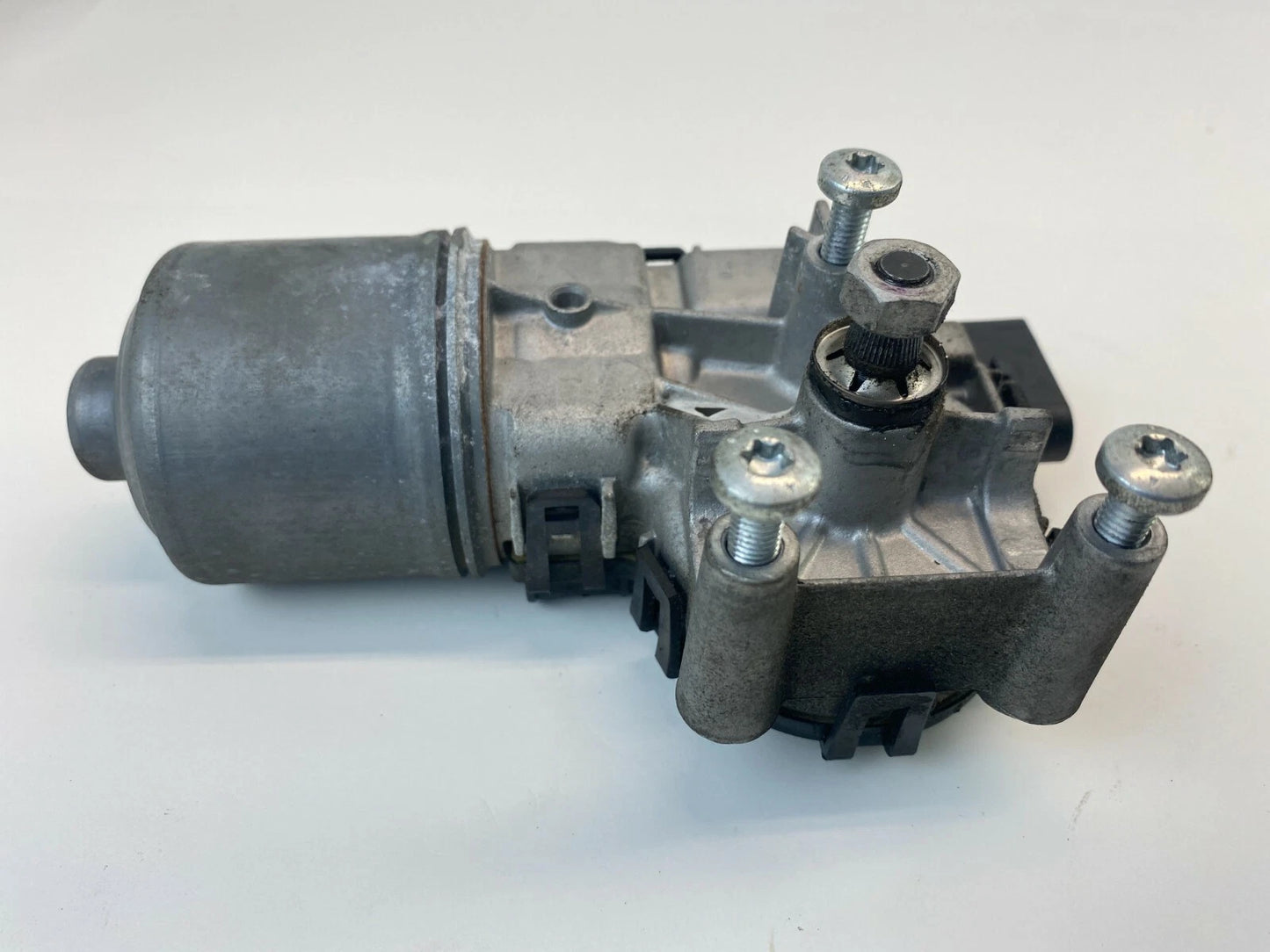 2005-2010 CHEVROLET COBALT FRONT WINDHIELD WIPER MOTOR ASSEMBLY OEM 0390241520