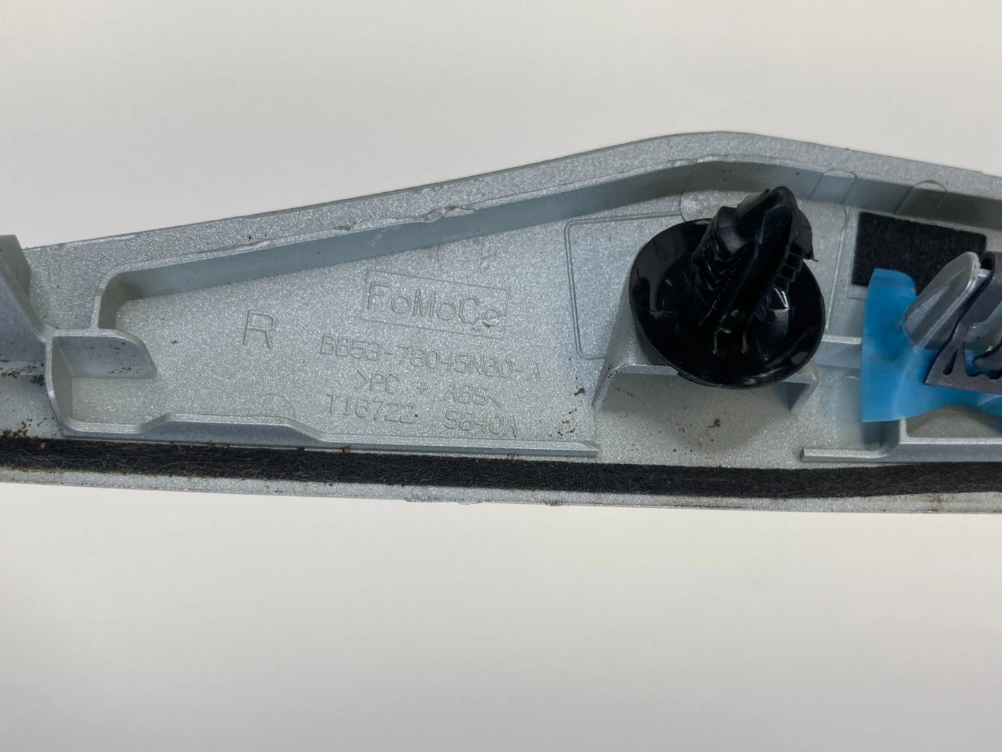 13-15 FORD EXPLORER INTERCEPTOR UTILITY RIGHT SIDE CENTER DASH MOLDING BEZEL OEM