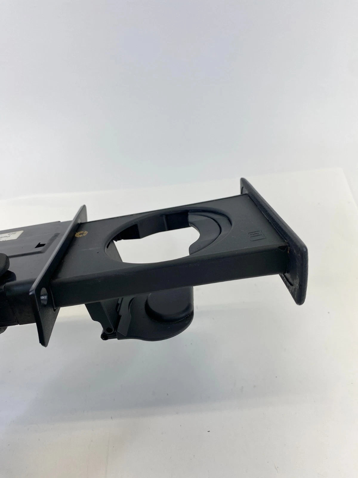 2006 2007 BMW 530XI DASH PASSENGER SIDE INSERT CUP HOLDER ASSEMBLY OEM