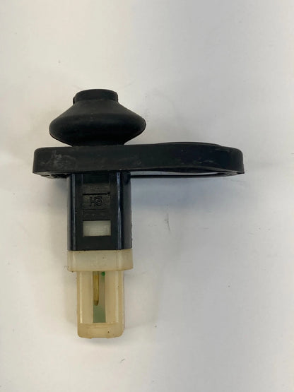 2007-2015 HYUNDAI SONATA LEFT OR RIGHT COURTESY LIGHT DOOR AJAR JAMB SWITCH OEM
