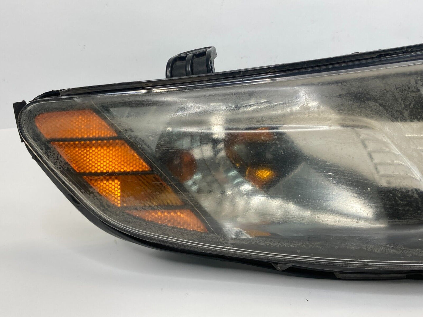 2010-2013 Kia Forte Front Right Passenger Headlight Head Light Lamp 92102-1MXXX