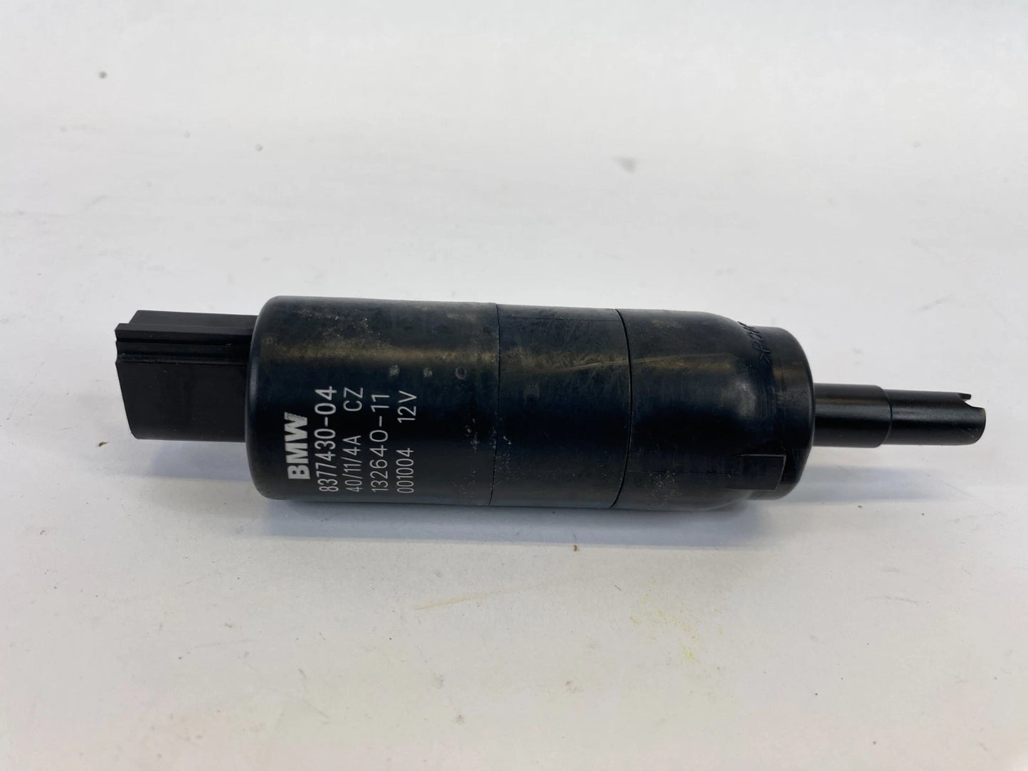 2009-2011 BMW 328I XDRIVE 07-11 328I WINDSHIELD WASHER FLUID PUMP 8377430-04 OEM