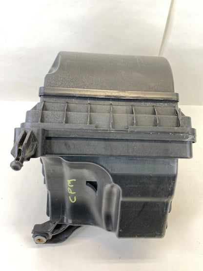 16-18 Kia Sorento 2.4L L4 AIR INTAKE CLEANER FILTER HOUSING BOX 28100-C6100 OEM