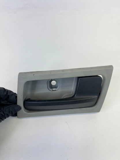 03-05 FORD CROWN VICTORIA FRONT RIGHT INTERIOR INNER DOOR HANDLE 3W73-54224A52