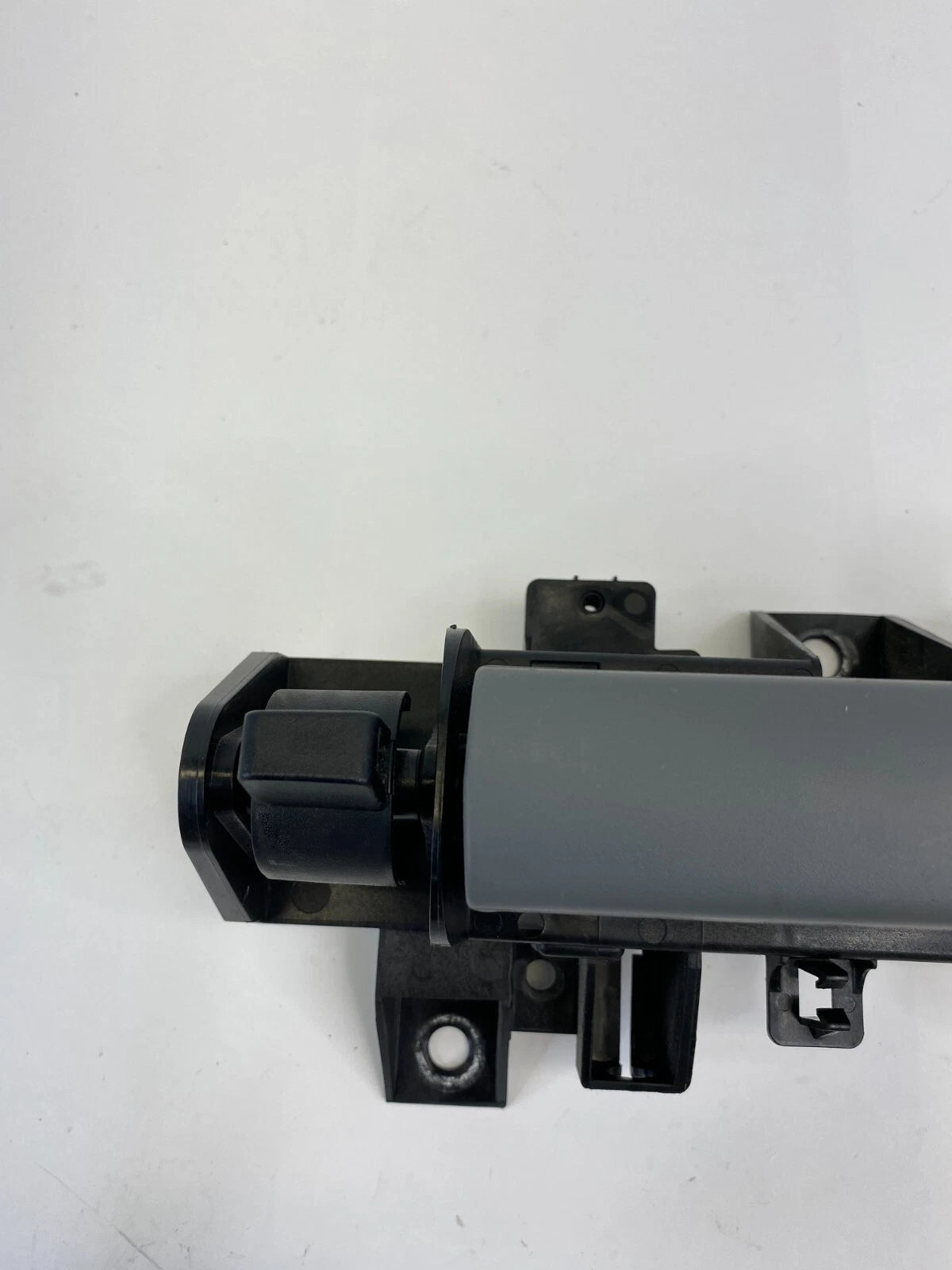 08-10 CHRYSLER TOWN & COUNTRY REAR LEFT SLIDING INTERIOR DOOR HANDLE 25002975