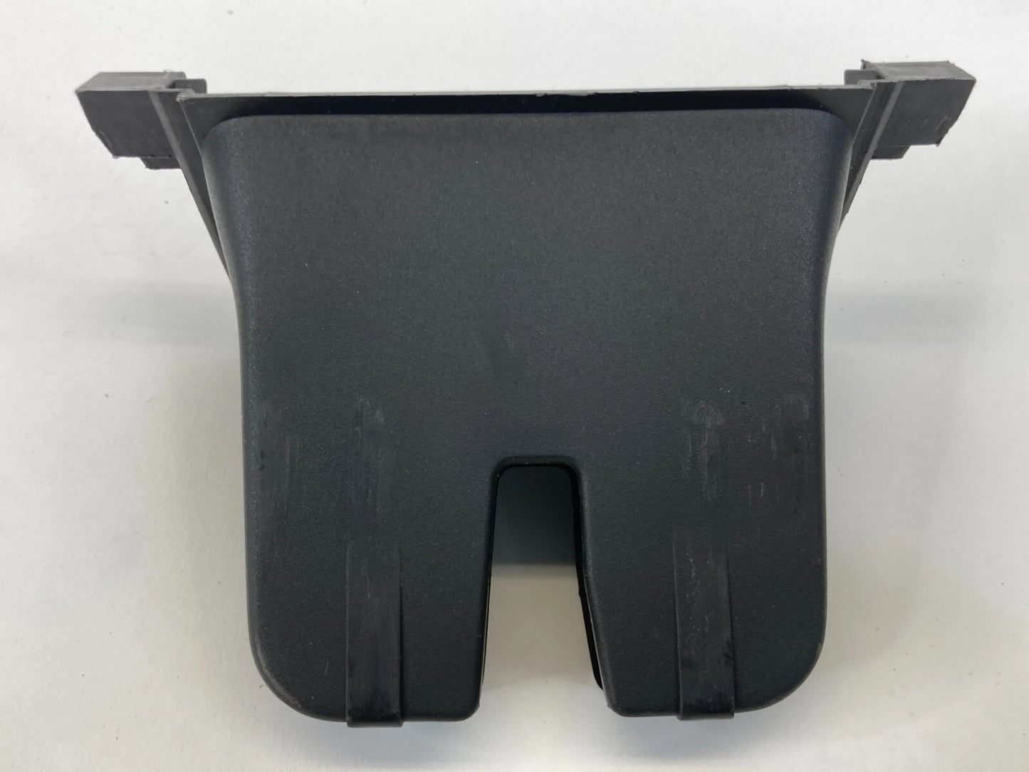 2012-2022 VOLKSWAGEN PASSAT SEDAN REAR TRUNK LOCK LATCH TRIM COVER 561-827-520