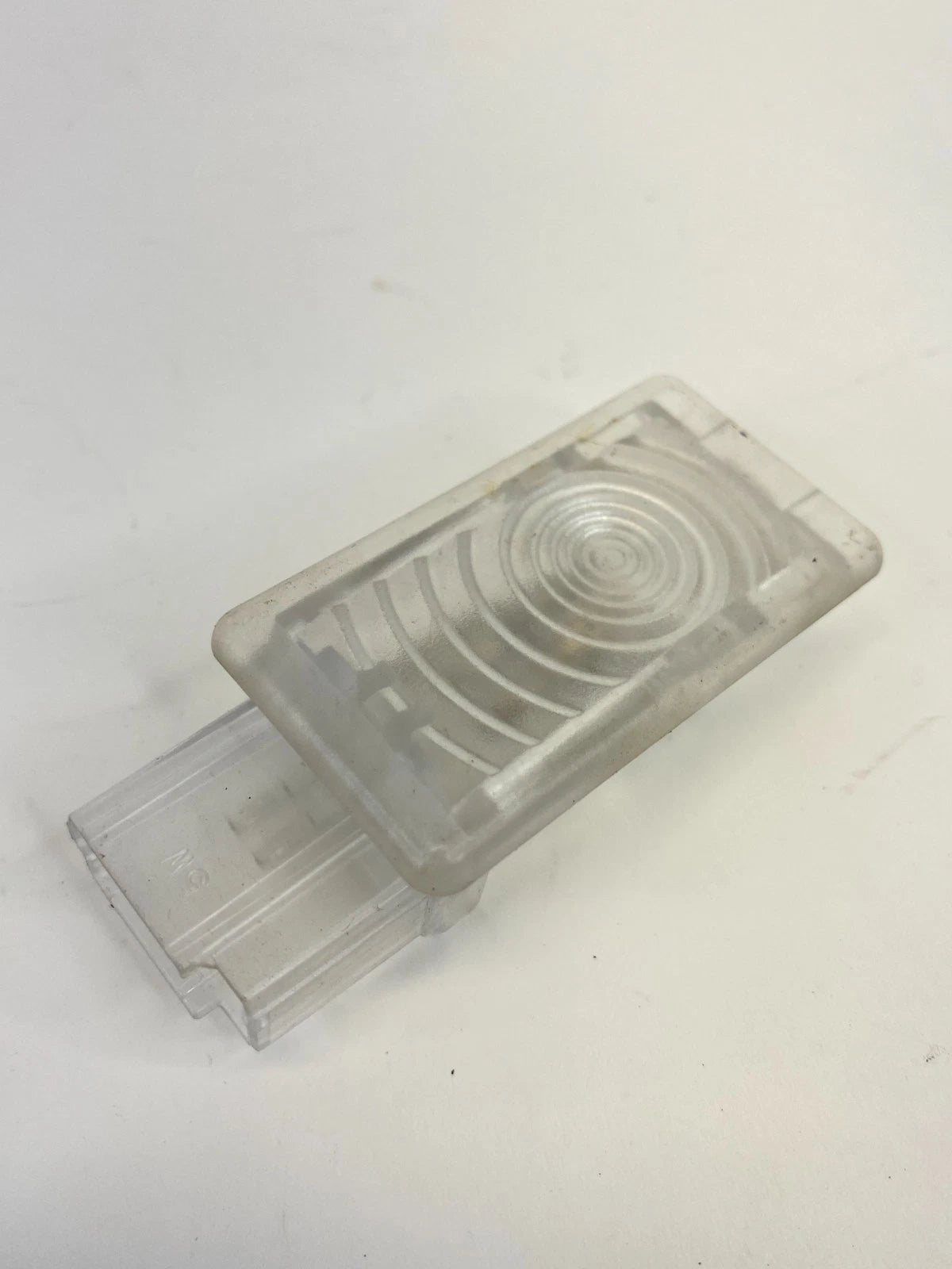 2010-2016 Cadillac SRX Buick LaCrosse Rear Trunk Courtesy Light Lamp 13503058