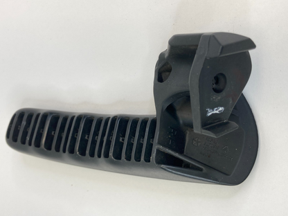 2003-2005 Dodge RAM 2500 Front Right Passenger Side Inner Door Handle 32743H