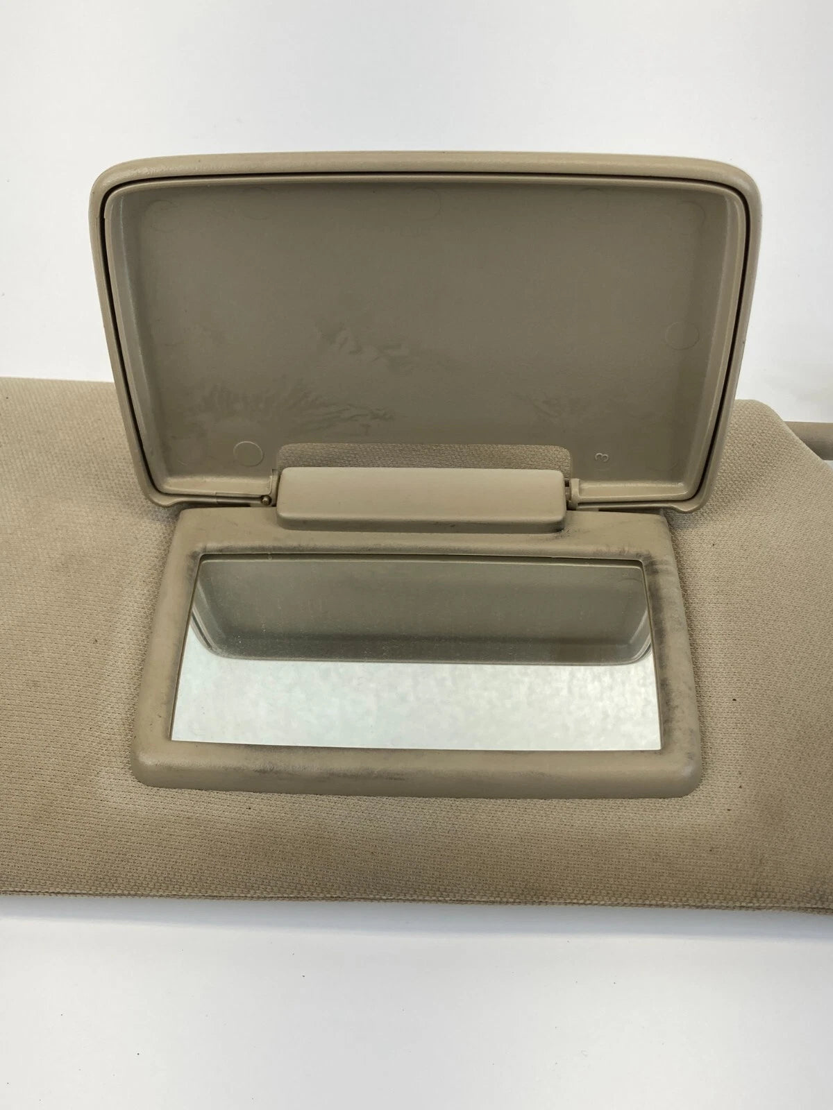 2011-2014 DODGE AVENGER SEDAN RIGHT PASSENGER SUNVISOR SUN VISOR SHADE OEM