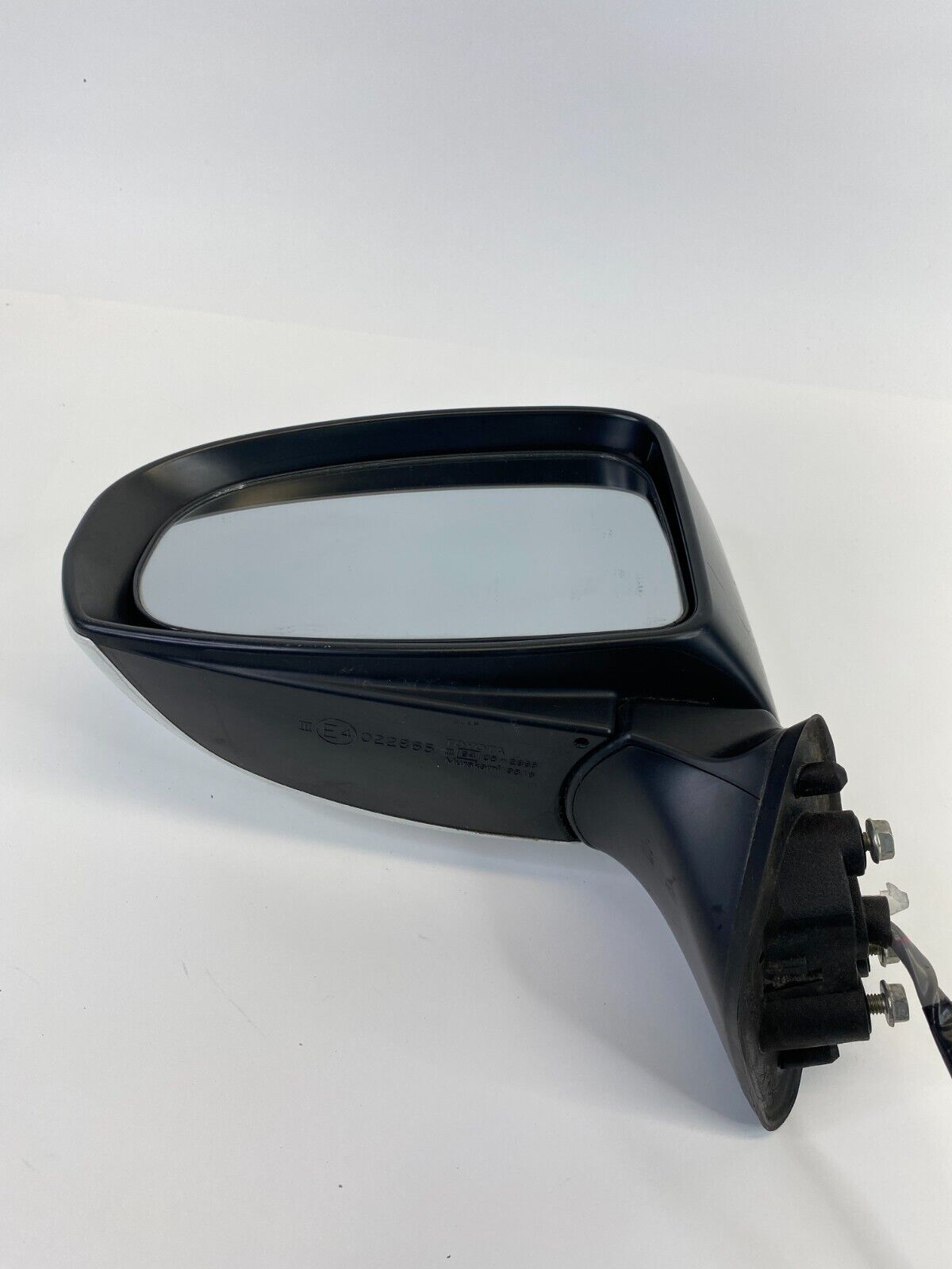 2010-2015 Toyota Prius Front Left Driver Side Door Power Mirror E4-022865 OEM