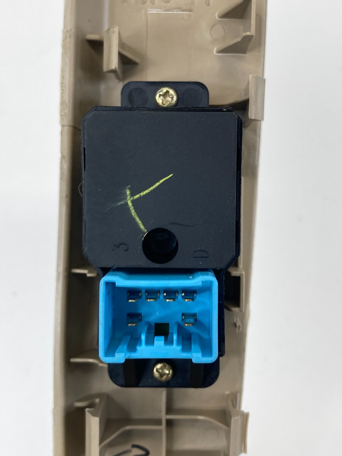 05-10 Honda Odyssey Rear Right Door Power Window Switch w/ Bezel 83740-SHJ-A010