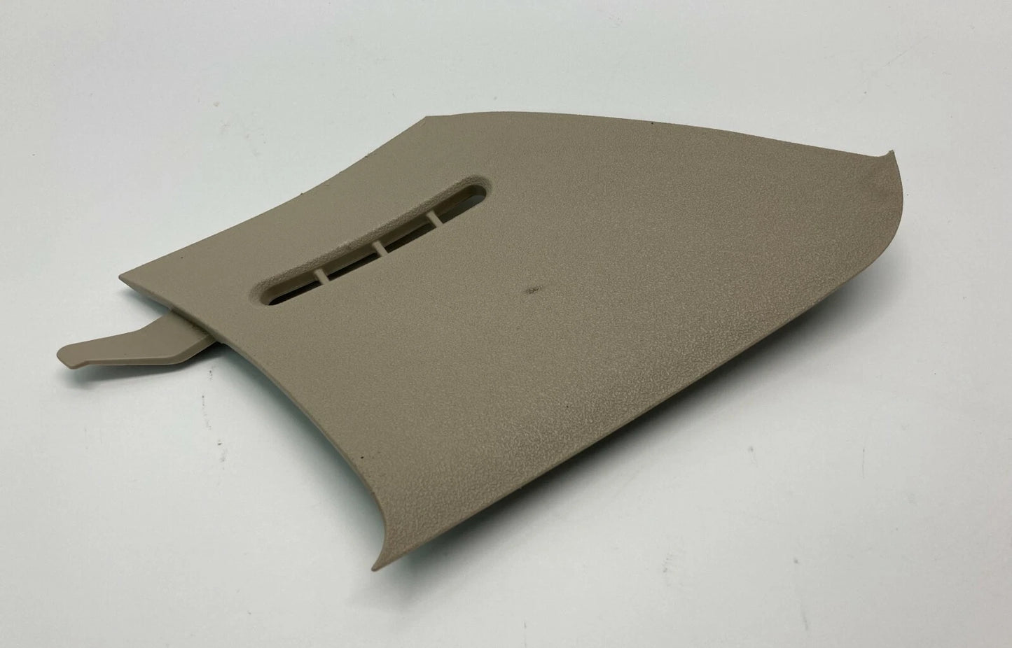 04 05 06 07 08 09 TOYOTA PRIUS FRONT RIGHT CORNER PILLAR TRIM COVER 62218-47020