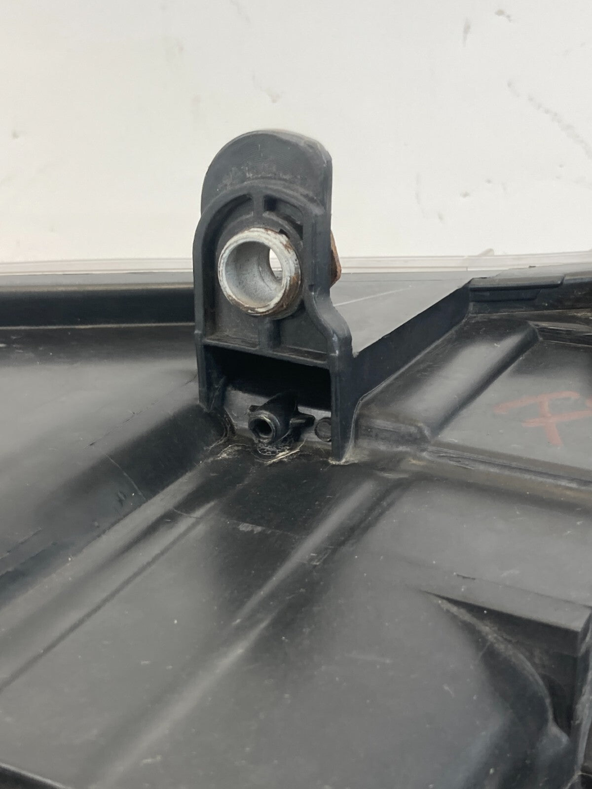 2009-2012 Volkswagen CC Front Right Passenger Headlight Headlamp Aftermarket