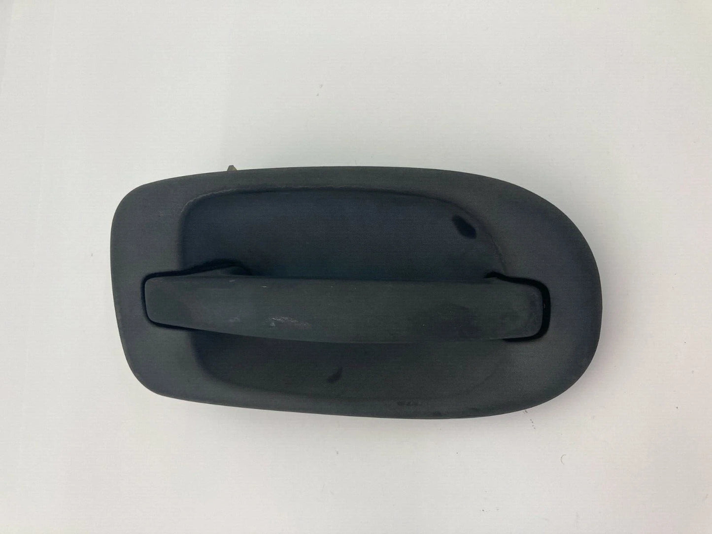 2005-2007 SATURN RELAY UPLANDER FRONT RIGHT PASSENGER SIDE EXTERIOR DOOR HANDLE
