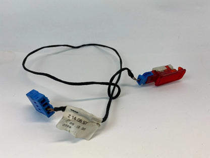 1999 2000 2001 AUDI A4 A4 QUATTRO REAR RIGHT SIDE DOOR LIGHT LAMP W/ HARNESS OEM