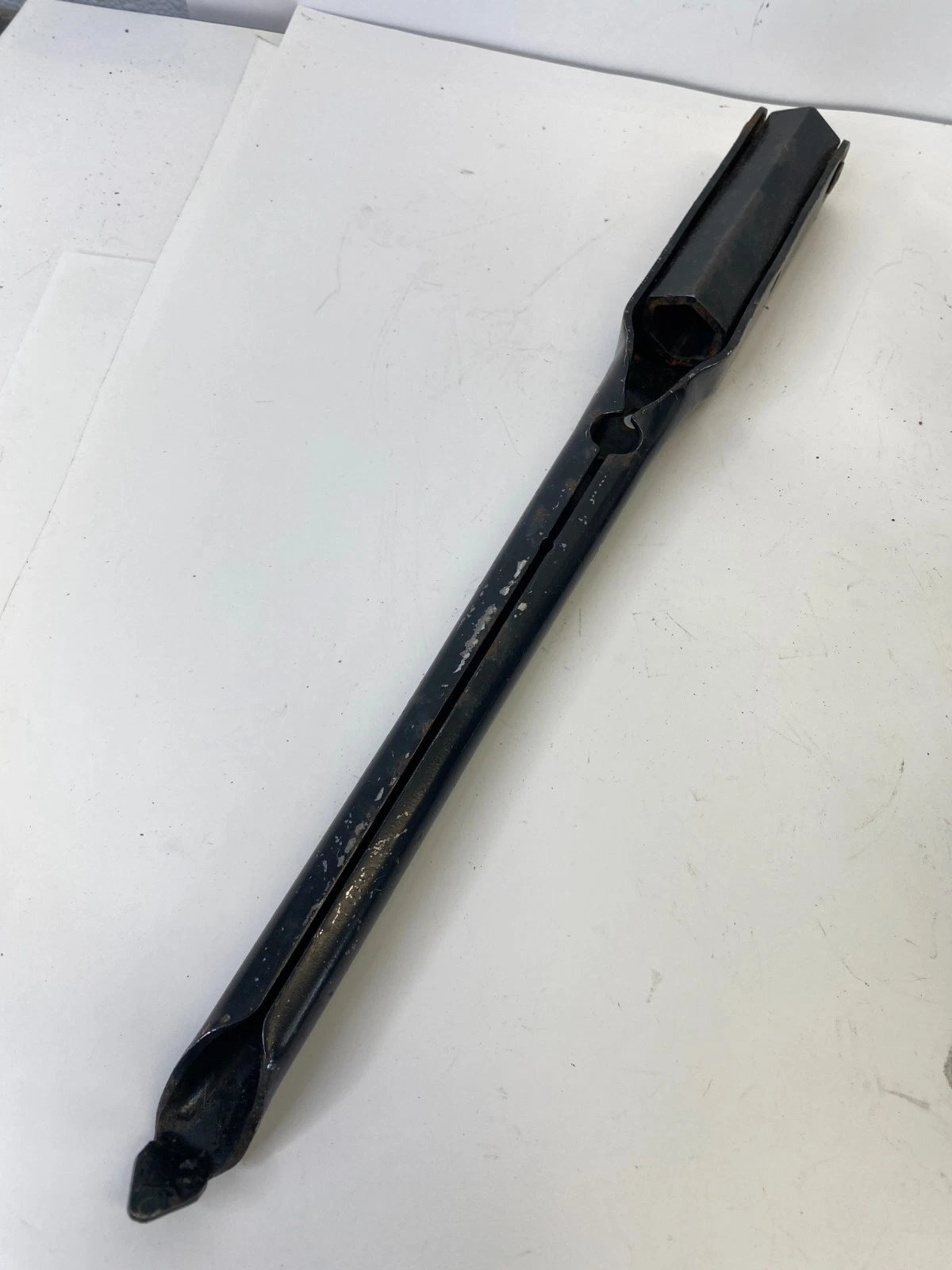 2003-2007 CADILLAC CTS SPARE TIRE JACK LUG WRENCH TOOL KIT CARRIER 25742390 OEM