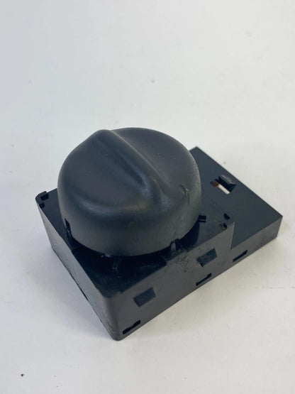 2009-2012 TRAVERSE ACADIA FRONT RIGHT PASSENGER SEAT LUMBAR SWITCH 25948854
