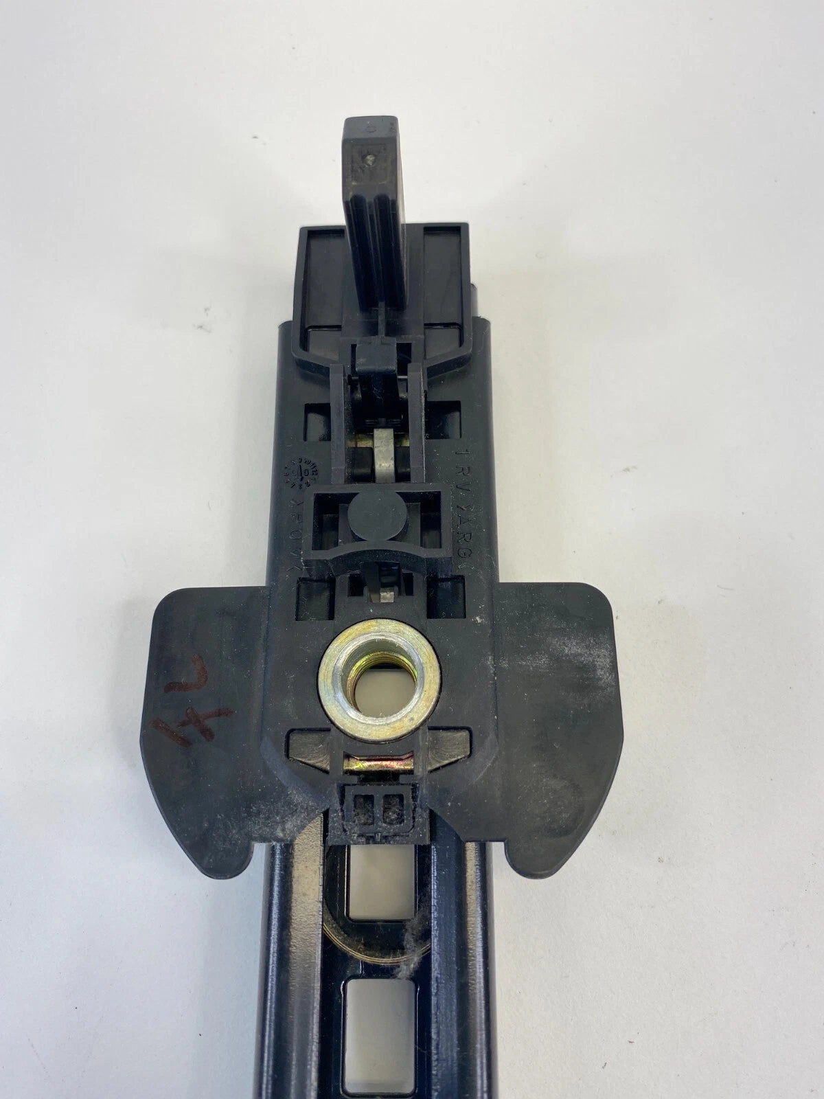 2005-2011 AUDI A6 QUATTRO FRONT LEFT SIDE SEAT BELT HEIGHT ADJUSTER 8E0857833E