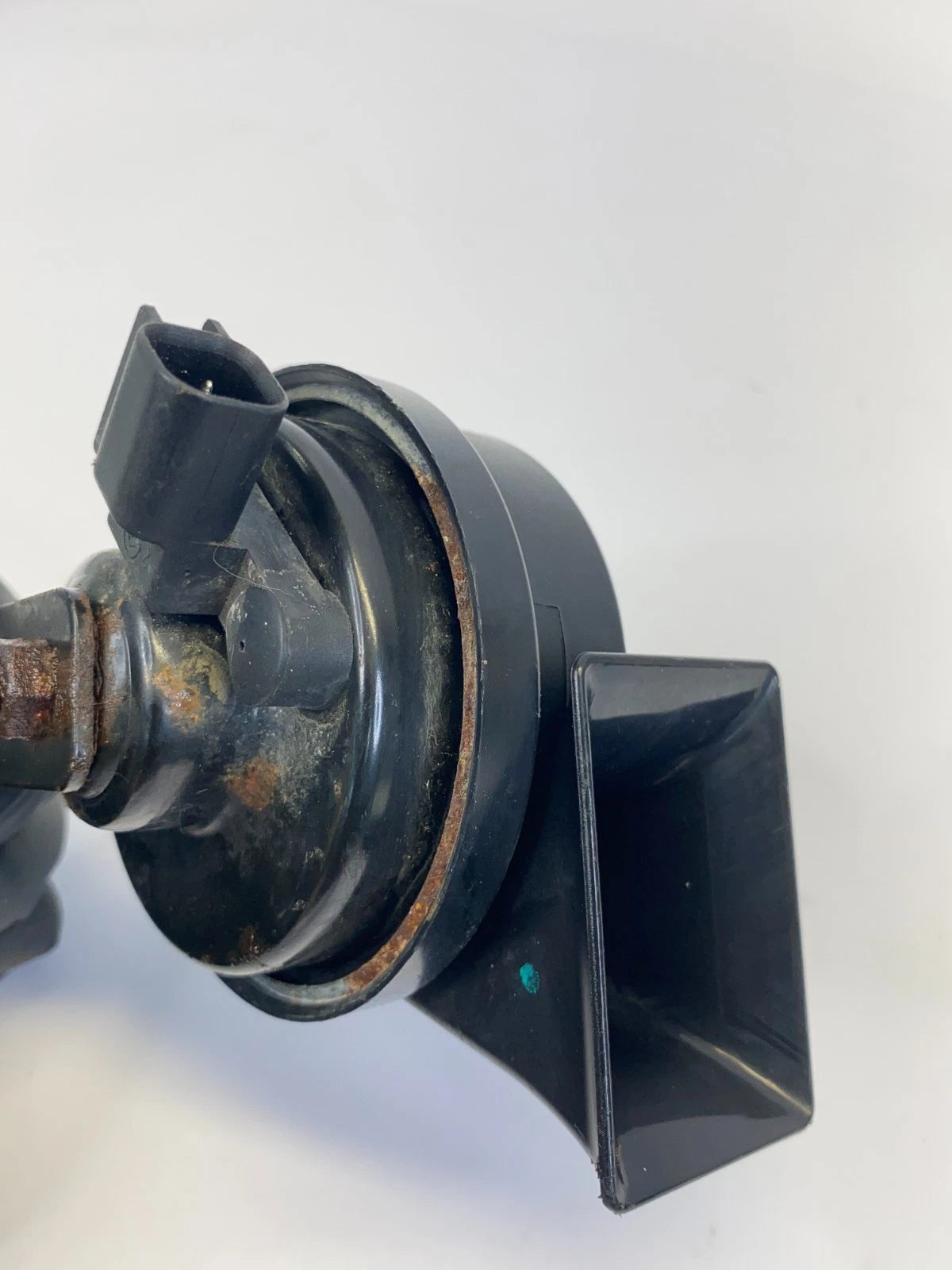 10-17 CHEVY EQUINOX TERRAIN LOW HORN TONE NOTE PITCH ALARM SIREN E4000099 OEM