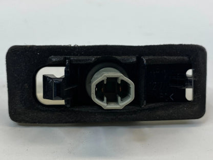 2005-2007 SCION TC 09-13 TOYOTA VENZA REAR LICENSE PLATE LIGHT LAMP E130551 OEM