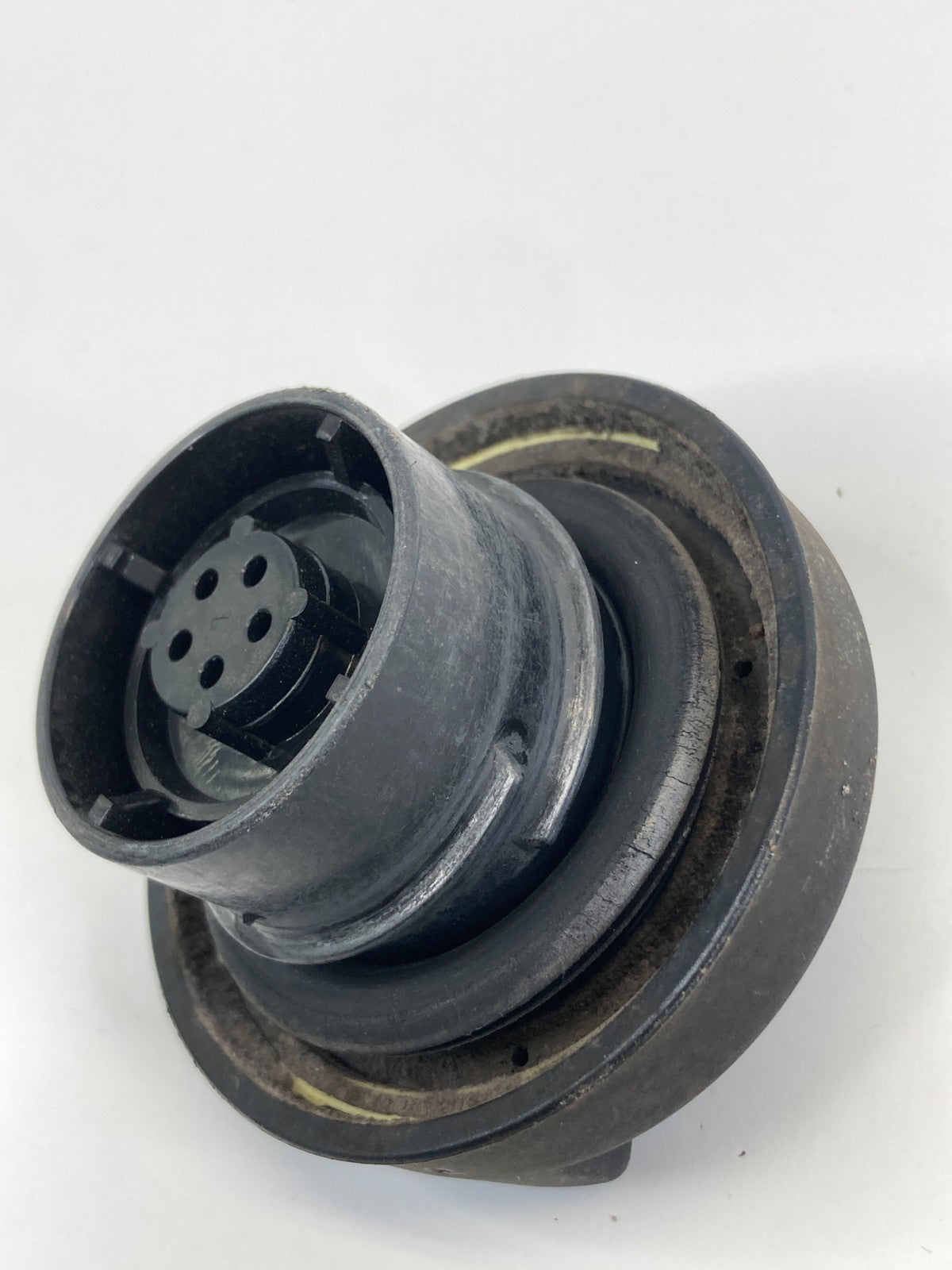 2011 2012 2013 Dodge Durango Fuel Filler Tank Gas Lid Cover Cap Assembly OEM