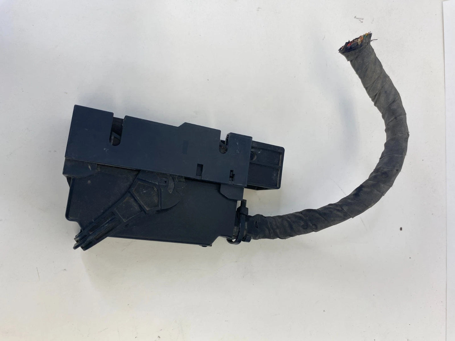 2010-2013 KIA FORTE SEDAN ABS PUMP CONTROL MODULE CONNECTOR PIGTAIL HARNESS OEM