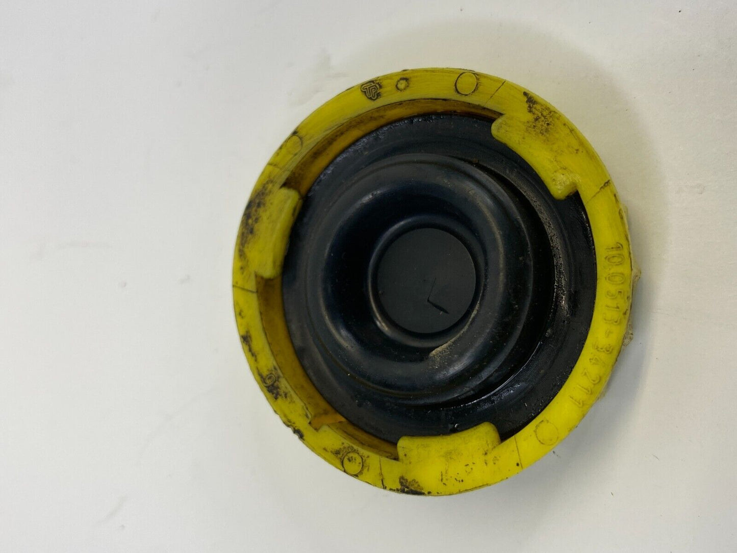 1996-2007 Chrysler Town & Country Brake Fluid Cylinder Cap 10.0513-3421.1