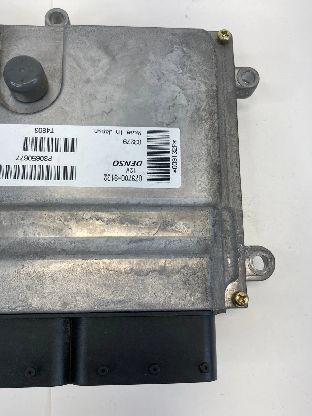 2004 VOLVO S40 2.4L ENGINE COMPUTER CONTROL MODULE ECM ECU PCM P30650677 OEM