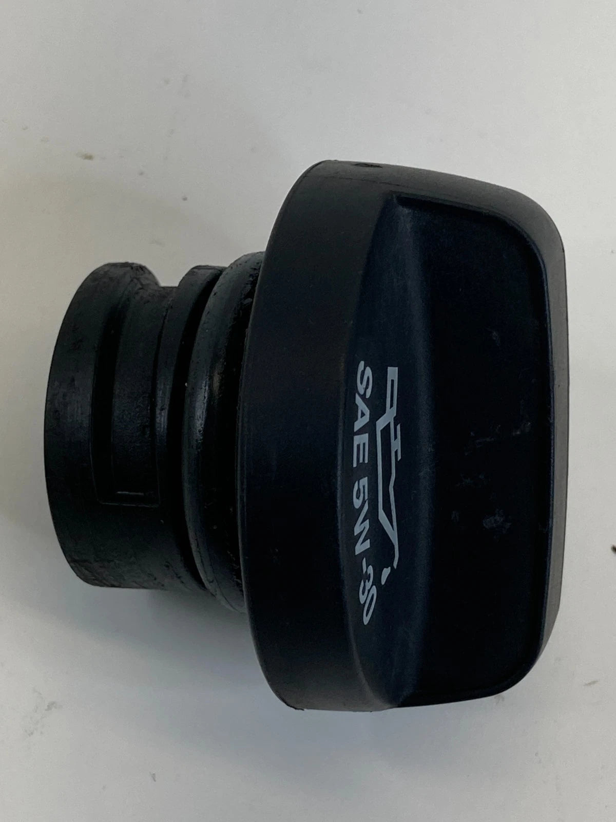 2007-2016 Buick LaCrosse 3.6L Engine Oil Filler Fluid Cap Lid Cover OEM